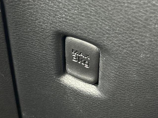 デリカミニ Ｇプレミアム　新品タイヤ／保証書／社外　ＳＤナビ／デジタルインナーミラー／衝突安全装置／両側電動スライドドア／シートヒーター／全方位モニター／車線逸脱防止支援システム／シート　ハーフレザー／ドライブレコーダー　前後（42枚目）