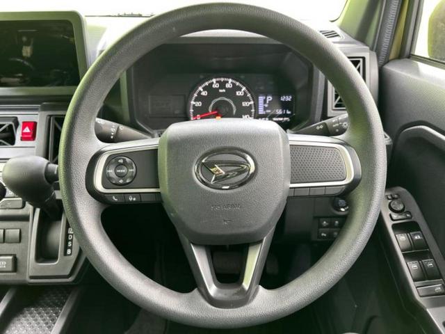 タフト X 保証書/スマートアシスト(トヨタ・ダイハツ)/USBジャック/EBD付ABS/横滑り防止装置/アイドリングストップ/禁煙車/衝突安全ボディ/エンジンスタートボタン/キーレススタート/オートエアコン(10枚目)