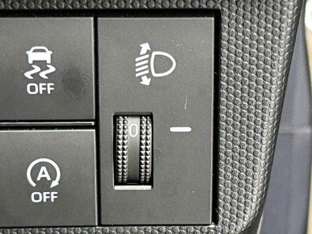 タフト X 保証書/スマートアシスト(トヨタ・ダイハツ)/USBジャック/EBD付ABS/横滑り防止装置/アイドリングストップ/禁煙車/衝突安全ボディ/エンジンスタートボタン/キーレススタート/オートエアコン(17枚目)