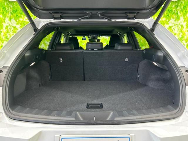 ＵＸ ＵＸ２５０ｈ　Ｆスポーツエモーショナルエクスプローラ　サンルーフ／保証書／ディスプレイオーディオ＋ナビ１２．３インチ／プリクラッシュセーフティ／エアーシート　前席／全方位モニター／車線逸脱防止支援システム／シート　合皮　衝突被害軽減システム　全周囲カメラ（8枚目）