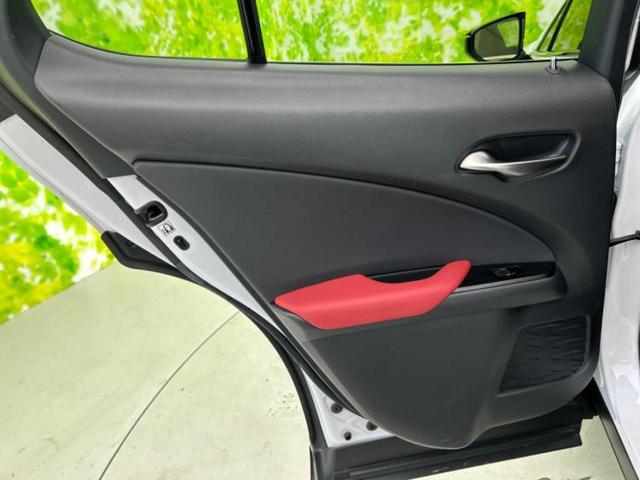 ＵＸ ＵＸ２５０ｈ　Ｆスポーツエモーショナルエクスプローラ　サンルーフ／保証書／ディスプレイオーディオ＋ナビ１２．３インチ／プリクラッシュセーフティ／エアーシート　前席／全方位モニター／車線逸脱防止支援システム／シート　合皮　衝突被害軽減システム　全周囲カメラ（22枚目）