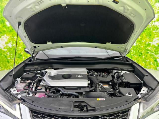 ＵＸ ＵＸ２５０ｈ　Ｆスポーツエモーショナルエクスプローラ　サンルーフ／保証書／ディスプレイオーディオ＋ナビ１２．３インチ／プリクラッシュセーフティ／エアーシート　前席／全方位モニター／車線逸脱防止支援システム／シート　合皮　衝突被害軽減システム　全周囲カメラ（47枚目）