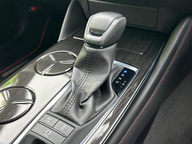 クラウンハイブリッド Ｓスポーツスタイル　サンルーフ／保証書／純正　ＳＤナビ／衝突安全装置／エアーシート　前席／全方位モニター／車線逸脱防止支援システム／シート　フルレザー／ドライブレコーダー　前後／ヘッドランプ　ＬＥＤ／ＵＳＢジャック（18枚目）