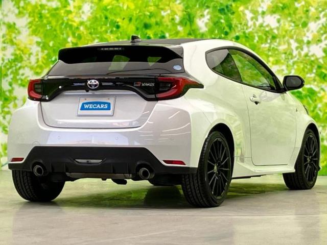 ＧＲヤリス ＲＳ　保証書／ディスプレイオーディオ＋ナビ８インチ／トヨタセーフティセンス／シートヒーター　前席／車線逸脱防止支援システム／ドライブレコーダー　純正／ヘッドランプ　ＬＥＤ／Ｂｌｕｅｔｏｏｔｈ接続　禁煙車（3枚目）