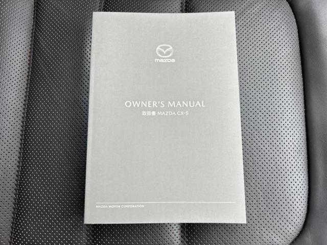 ＷＥＣＡＲＳでは各商談席に大型モニターをご用意しております！見やすい大画面でゆったりと全国の在庫をご覧いただけます！是非ご来店お待ちしております！