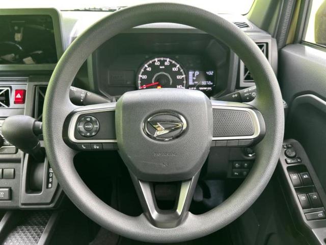 タフト Ｘ　新品タイヤ／保証書／スマートアシスト（トヨタ・ダイハツ）／車線逸脱防止支援システム／ヘッドランプ　ＬＥＤ／ＵＳＢジャック／横滑り防止装置／アイドリングストップ／禁煙車／エアバッグ　運転席　記録簿（10枚目）