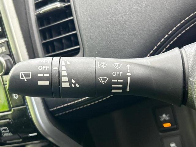 セレナ ハイウェイスターＶセレクション　新品タイヤ／保証書／純正　９インチ　ＳＤナビ／インテリジェントルームミラー／エマージェンシーブレーキ／ハンズフリー両側電動スライドドア／アラウンドビューモニター／車線逸脱防止支援システム　全周囲カメラ（16枚目）