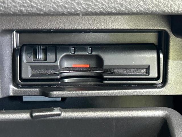 セレナ ハイウェイスターＶセレクション　新品タイヤ／保証書／純正　９インチ　ＳＤナビ／インテリジェントルームミラー／エマージェンシーブレーキ／ハンズフリー両側電動スライドドア／アラウンドビューモニター／車線逸脱防止支援システム　全周囲カメラ（18枚目）