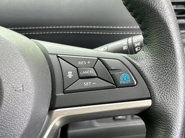 セレナ ハイウェイスターＶセレクション　新品タイヤ／保証書／純正　９インチ　ＳＤナビ／インテリジェントルームミラー／エマージェンシーブレーキ／ハンズフリー両側電動スライドドア／アラウンドビューモニター／車線逸脱防止支援システム　全周囲カメラ（25枚目）