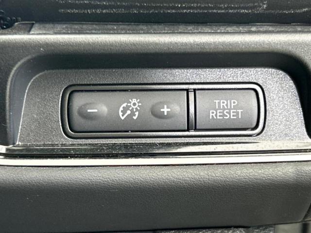 セレナ ハイウェイスターＶセレクション　新品タイヤ／保証書／純正　９インチ　ＳＤナビ／インテリジェントルームミラー／エマージェンシーブレーキ／ハンズフリー両側電動スライドドア／アラウンドビューモニター／車線逸脱防止支援システム　全周囲カメラ（27枚目）