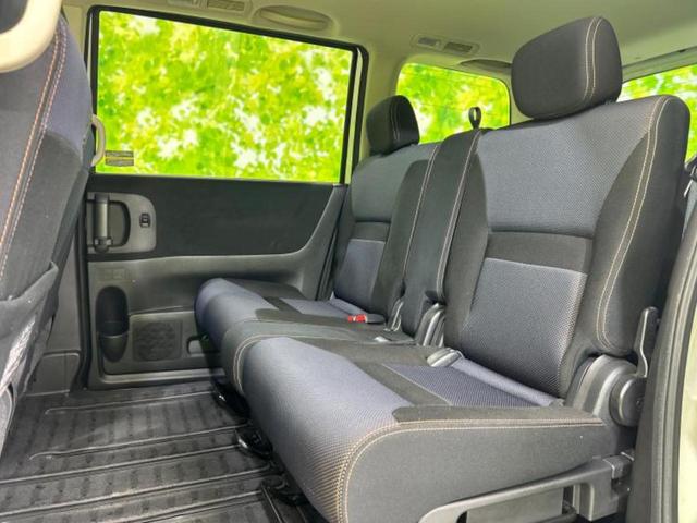 セレナ ハイウェイスターVセレクション 保証書/社外 10インチ SDナビ/両側電動スライドドア/ヘッドランプ HID/Bluetooth接続/ETC/EBD付ABS/バックモニター/フルセグTV/エアバッグ 運転席/エアバッグ 助手席(8枚目)