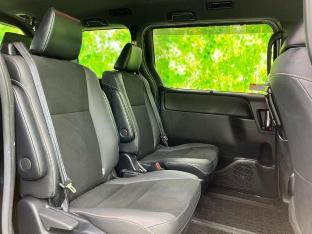 ノア ハイブリッドSiダブルバイビー2 新品タイヤ/純正 9インチ SDナビ/フリップダウンモニター 純正 12.1インチ/デジタルインナーミラー/衝突安全装置/両側電動スライドドア/エアーシート 前席/車線逸脱防止支援システム 禁煙車(5枚目)