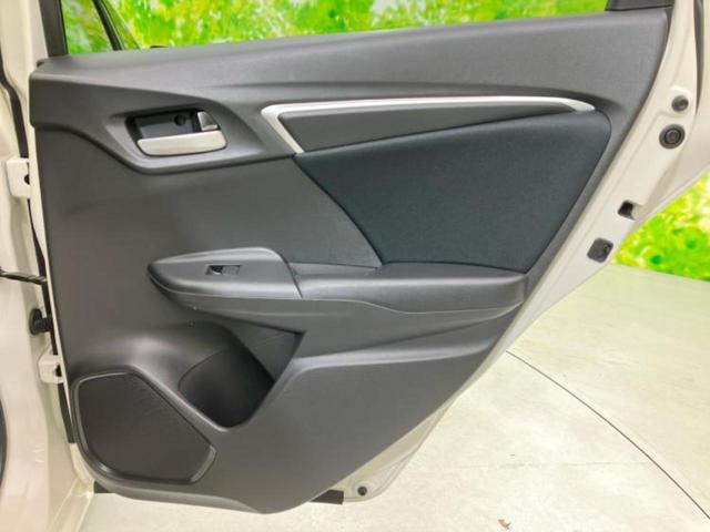 フィット 13G・Lパッケージ 保証書/ディスプレイオーディオ/ヘッドランプ LED/Bluetooth接続/ETC/EBD付ABS/横滑り防止装置/アイドリングストップ/バックモニター/エアバッグ 運転席/エアバッグ 助手席(21枚目)