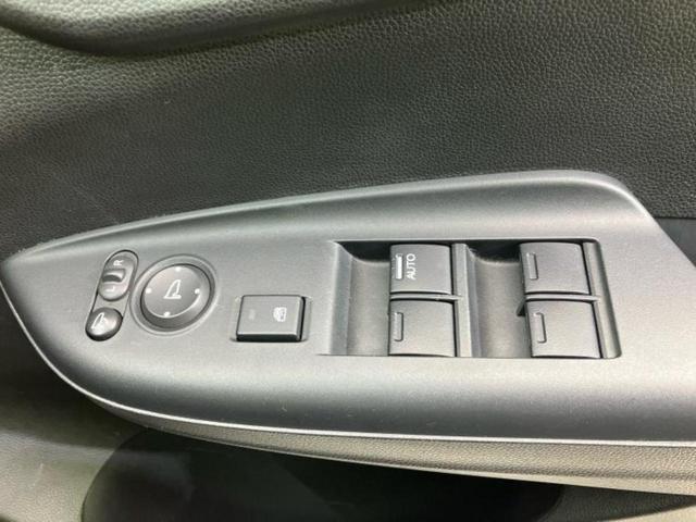フィット 13G・Lパッケージ 保証書/ディスプレイオーディオ/ヘッドランプ LED/Bluetooth接続/ETC/EBD付ABS/横滑り防止装置/アイドリングストップ/バックモニター/エアバッグ 運転席/エアバッグ 助手席(25枚目)