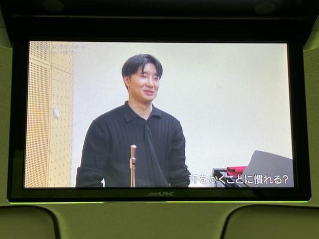 セレナ ハイウェイスターHVアドバンスドセーフティパッケ 新品タイヤ/保証書/社外 SDナビ/フリップダウンモニター 社外 9インチ/衝突安全装置/両側電動スライドドア/全方位モニター/車線逸脱防止支援システム/ヘッドランプ HID 衝突被害軽減システム(11枚目)