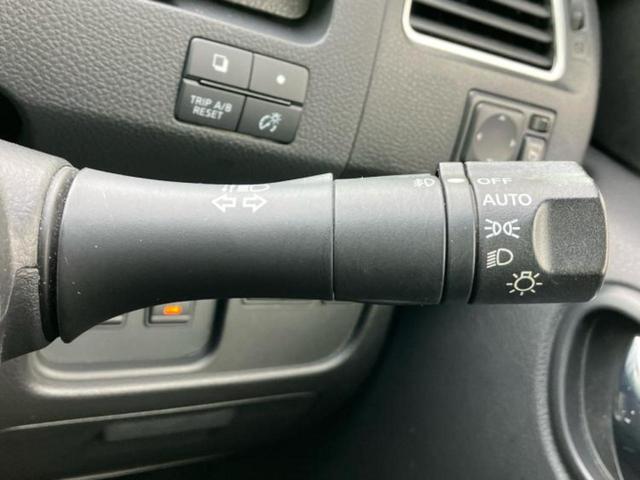 セレナ ハイウェイスターHVアドバンスドセーフティパッケ 新品タイヤ/保証書/社外 SDナビ/フリップダウンモニター 社外 9インチ/衝突安全装置/両側電動スライドドア/全方位モニター/車線逸脱防止支援システム/ヘッドランプ HID 衝突被害軽減システム(16枚目)