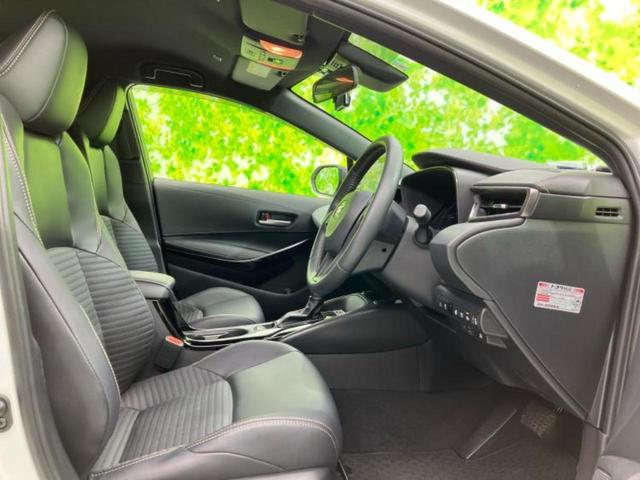 カローラツーリング ハイブリッドダブルバイビー　保証書／ディスプレイオーディオ＋ナビ／衝突安全装置／シートヒーター　前席／車線逸脱防止支援システム／シート　ハーフレザー／ドライブレコーダー　前後／ヘッドランプ　ＬＥＤ／ＵＳＢジャック　バックカメラ（4枚目）