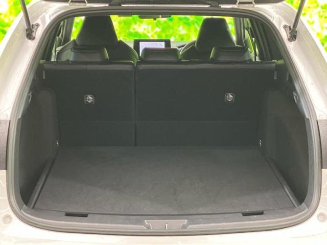 カローラツーリング ハイブリッドダブルバイビー　保証書／ディスプレイオーディオ＋ナビ／衝突安全装置／シートヒーター　前席／車線逸脱防止支援システム／シート　ハーフレザー／ドライブレコーダー　前後／ヘッドランプ　ＬＥＤ／ＵＳＢジャック　バックカメラ（8枚目）