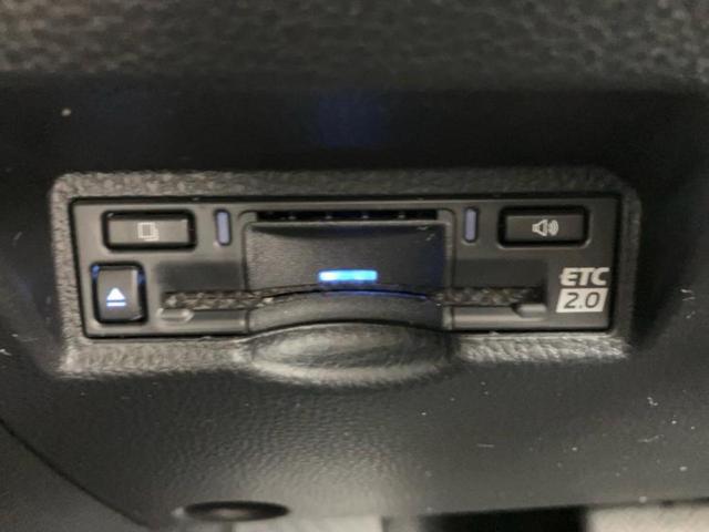 ヴォクシー Ｓ－Ｚ　新品タイヤ／保証書／ディスプレイオーディオ＋ナビ１０インチ／フリップダウンモニター　純正　１４インチ／トヨタセーフティセンス／両側電動スライドドア／シートヒーター　前席　衝突被害軽減システム　禁煙車（26枚目）