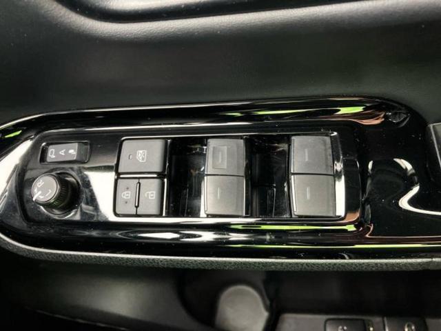 ヴォクシー ＺＳキラメキ３マルチユーティリティ　新品タイヤ／保証書／純正　ＳＤナビ／衝突安全装置／両側電動スライドドア／車線逸脱防止支援システム／シート　合皮／ドライブレコーダー　前後／ヘッドランプ　ＬＥＤ／ＵＳＢジャック　衝突被害軽減システム（33枚目）