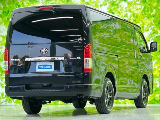 ハイエースバン ロングスーパーＧＬダークプライム２　保証書／純正　ＳＤナビ／フリップダウンモニター　純正　１２．１インチ／トヨタセーフティセンス／両側電動スライドドア／パノラミックビューモニター／車線逸脱防止支援システム／シート　ハーフレザー　禁煙車（3枚目）