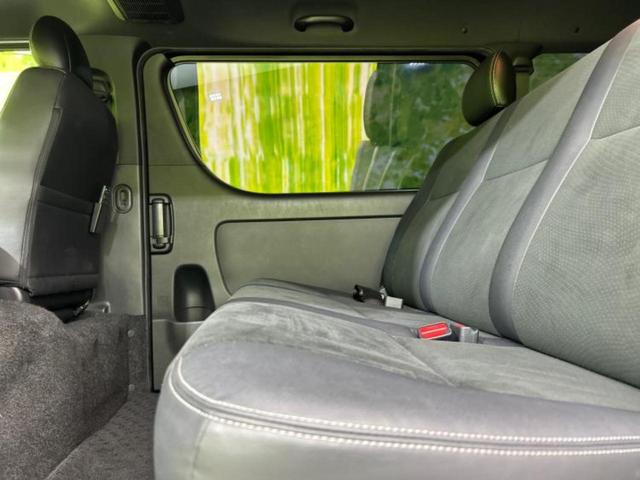 ハイエースバン ロングスーパーＧＬダークプライム２　保証書／純正　ＳＤナビ／フリップダウンモニター　純正　１２．１インチ／トヨタセーフティセンス／両側電動スライドドア／パノラミックビューモニター／車線逸脱防止支援システム／シート　ハーフレザー　禁煙車（21枚目）