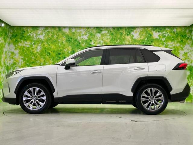 ＲＡＶ４ ４ＷＤ　Ｇ　Ｚパッケージ　保証書／ディスプレイオーディオ９インチ／デジタルインナーミラー／トヨタセーフティセンス／シートヒーター　前席／パノラミックビューモニター／車線逸脱防止支援システム／シート　合皮／電動バックドア　４ＷＤ（2枚目）