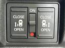 コーディネートスタイル２トーン　新品タイヤ／保証書／純正　９インチ　ＳＤナビ／ホンダセンシング／両側電動スライドドア／シートヒーター　前席／車線逸脱防止支援システム／シート　ハーフレザー／パーキングアシスト　バックガイド　禁煙車（27枚目）