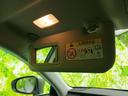 WECARSの展示場では実際に見て、触ってお車をお選びいただけます!知識の豊富な営業スタッフが様々なカーライフをご提案いたします!