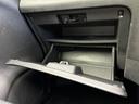 WECARSでは各商談席に大型モニターをご用意しております!見やすい大画面でゆったりと全国の在庫をご覧いただけます!是非ご来店お待ちしております!