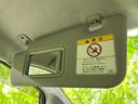 WECARSの展示場では実際に見て、触ってお車をお選びいただけます!知識の豊富な営業スタッフが様々なカーライフをご提案いたします!