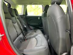 ＷＥＣＡＲＳではほぼ毎日新しい在庫車両を入荷しております！お客様のこだわりを叶える１台がきっとＷＥＣＡＲＳにあるはずです！ 5