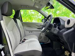 「この車の写真をもっと見たい」「状態が気になる」「この装備はついている？」どんな小さな疑問でもお気軽にお問い合わせください！ 4