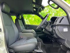 「この車の写真をもっと見たい」「状態が気になる」「この装備はついている？」どんな小さな疑問でもお気軽にお問い合わせください！ 4