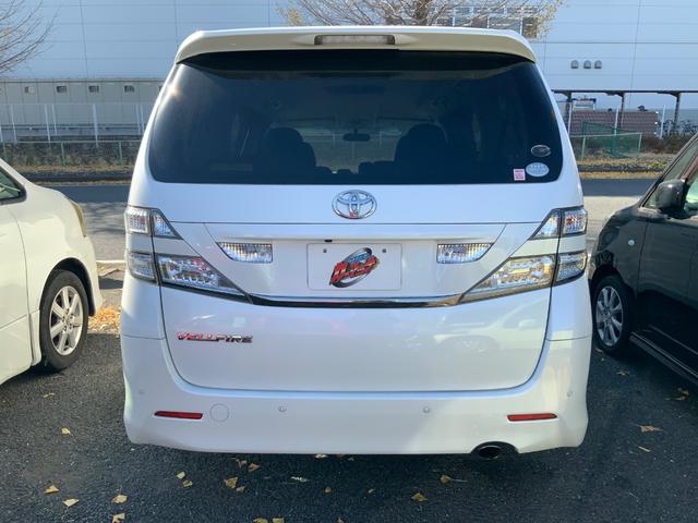 ヴェルファイア ２．４Ｚ　プラチナセレクションＩＩ　ワンオーナー　ディーラー整備記録簿　両側パワスラ　パワーバックドア　純正ナビ　ＴＶ　バックカメラ　プッシュスタート　スマートキ２本　３列シート　７人乗り　オットマン　コンビステアリング　純正１８ＡＷ（5枚目）