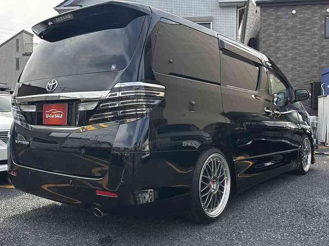 アルファード ２４０Ｓ　Ｃパッケージ　９インチナビ　後席モニター　ＥＴＣ　ドラコレ　パワーシート　ＢＢＳホイール　ＶＡＬＥＮＴＩテールランプ　両側パワースライド　電動リアゲート（9枚目）