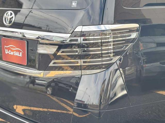 アルファード ２４０Ｓ　Ｃパッケージ　９インチナビ　後席モニター　ＥＴＣ　ドラコレ　パワーシート　ＢＢＳホイール　ＶＡＬＥＮＴＩテールランプ　両側パワースライド　電動リアゲート（15枚目）