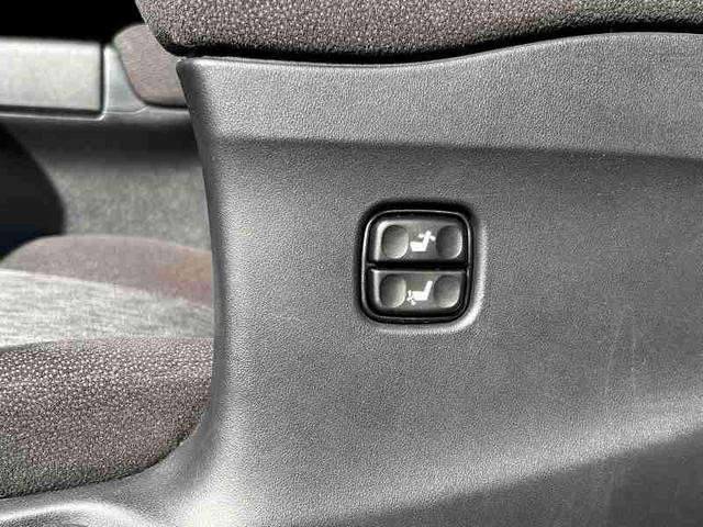 アルファード ２４０Ｓ　Ｃパッケージ　９インチナビ　後席モニター　ＥＴＣ　ドラコレ　パワーシート　ＢＢＳホイール　ＶＡＬＥＮＴＩテールランプ　両側パワースライド　電動リアゲート（25枚目）