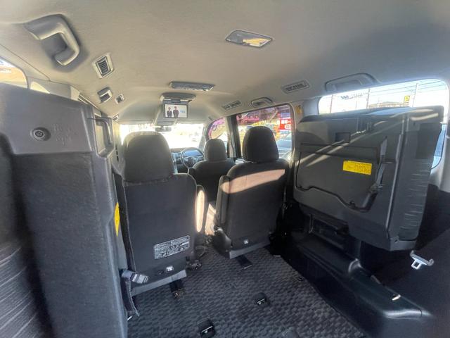 ヴォクシー ＺＳ　煌ＩＩ（22枚目）