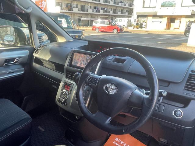 ヴォクシー ＺＳ　煌ＩＩ（31枚目）