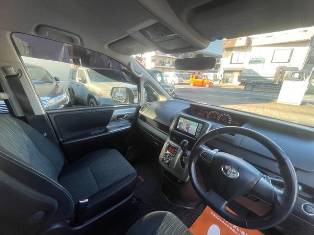 ヴォクシー ＺＳ　煌ＩＩ（36枚目）