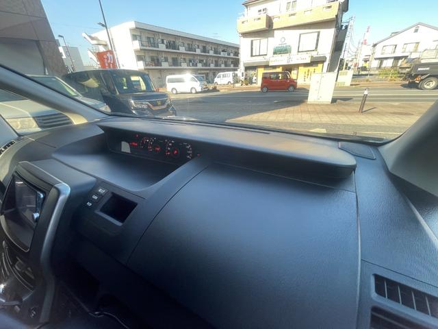 ヴォクシー ＺＳ　煌ＩＩ（38枚目）