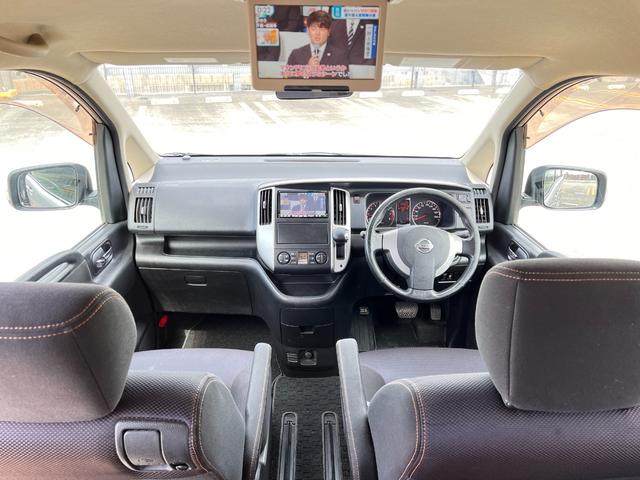 ハイウェイスター Vセレクション WORK19インチAW 両側パワースライドドア 地デジTV バックカメラ ETC HID 後席フリップダウンモニター フルフラット キーレス 3列シート ウォークスルー ウィンカー付ドアミラー(19枚目)
