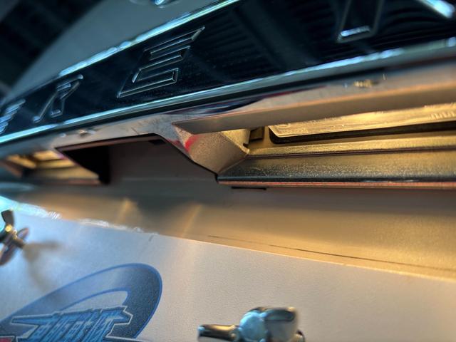 セレナ ハイウェイスター　Ｂｌｕｅｔｏｏｔｈ／両側パワスラ／カロッツェリアナビ／ＴＶ／社外マフラー／クルコン／プッシュスタート／レザー調シートカバー／スマートキー／ＥＴＣ（17枚目）