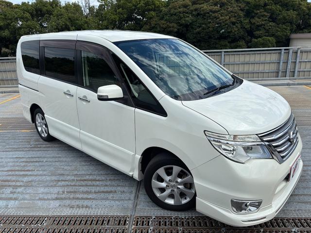 セレナ ハイウェイスター　Ｂｌｕｅｔｏｏｔｈ／両側パワスラ／カロッツェリアナビ／ＴＶ／社外マフラー／クルコン／プッシュスタート／レザー調シートカバー／スマートキー／ＥＴＣ（18枚目）