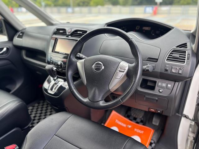 セレナ ハイウェイスター　Ｂｌｕｅｔｏｏｔｈ／両側パワスラ／カロッツェリアナビ／ＴＶ／社外マフラー／クルコン／プッシュスタート／レザー調シートカバー／スマートキー／ＥＴＣ（58枚目）