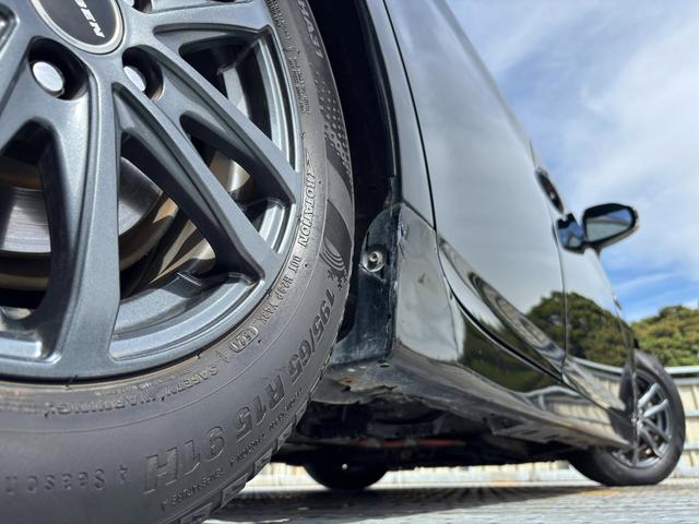 プリウス Ｓ　社外１５インチＡＷ／Ｂｌｕｅｔｏｏｔｈ／フルフラットシート／ドラレコ／フォグ／スマートキー／ＥＴＣ（5枚目）