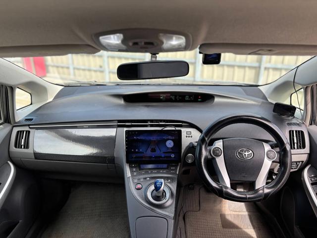 プリウス Ｓ　社外１５インチＡＷ／Ｂｌｕｅｔｏｏｔｈ／フルフラットシート／ドラレコ／フォグ／スマートキー／ＥＴＣ（32枚目）