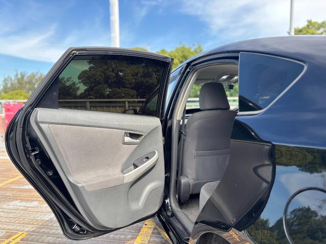 プリウス Ｓ　社外１５インチＡＷ／Ｂｌｕｅｔｏｏｔｈ／フルフラットシート／ドラレコ／フォグ／スマートキー／ＥＴＣ（45枚目）