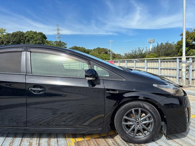 プリウス Ｓ　社外１５インチＡＷ／Ｂｌｕｅｔｏｏｔｈ／フルフラットシート／ドラレコ／フォグ／スマートキー／ＥＴＣ（67枚目）